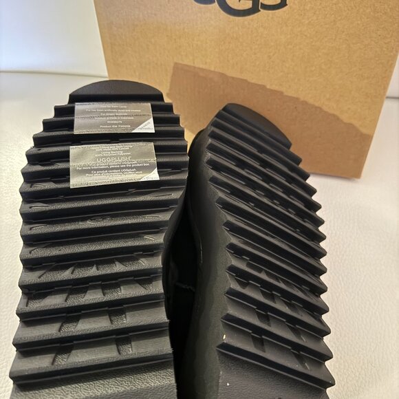 NIB UGGS AUSTRALIA UGG NITA PLATFROM SLIPPERS BLACK SIZE 9 USA - Picture 9 of 10